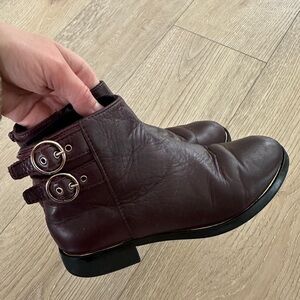Zara girls burgundy brown Ankle Boots with gold details. Size 31 UK/ 13 USA